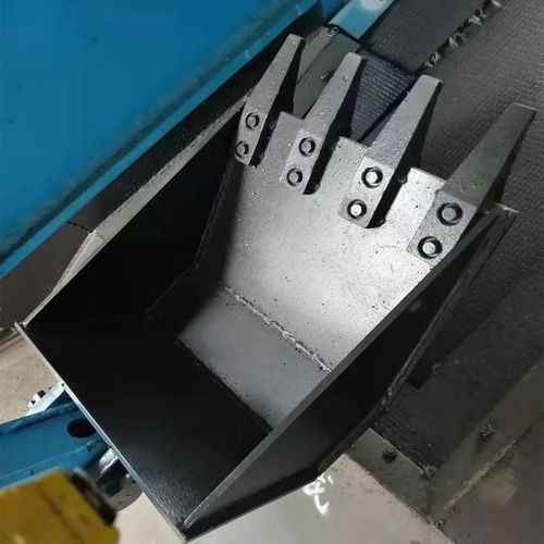 【礦用扒抓裝載機扒渣機配置隧洞出渣裝車設(shè)備扒渣機扒斗鏟齒】- 